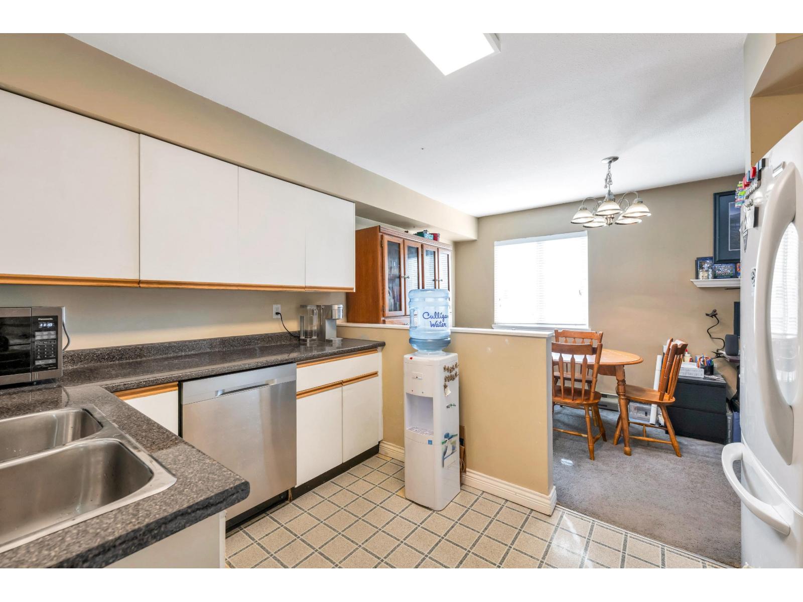 183 10077 156 Street Property Photo 9