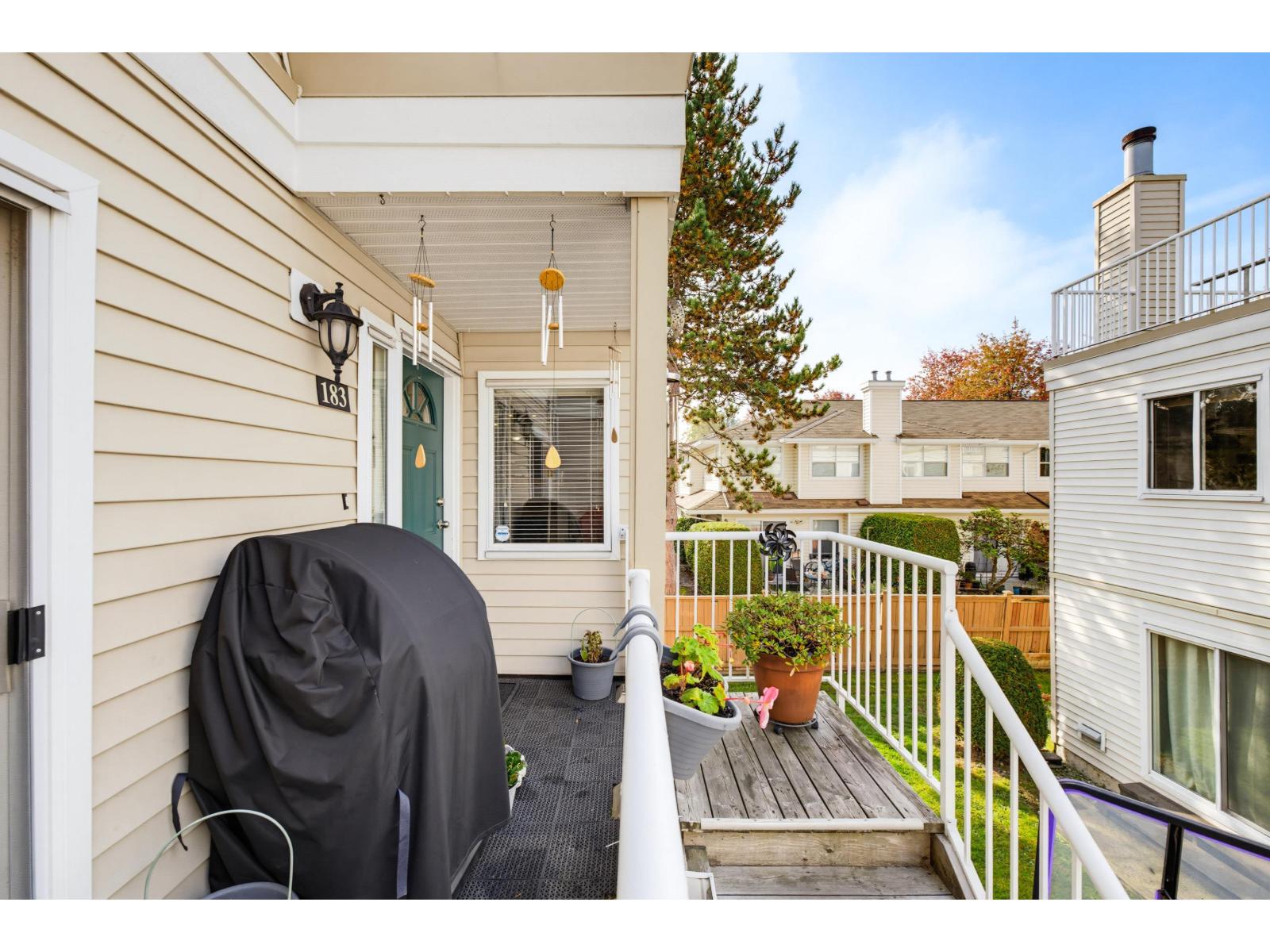 183 10077 156 Street Property Photo 34
