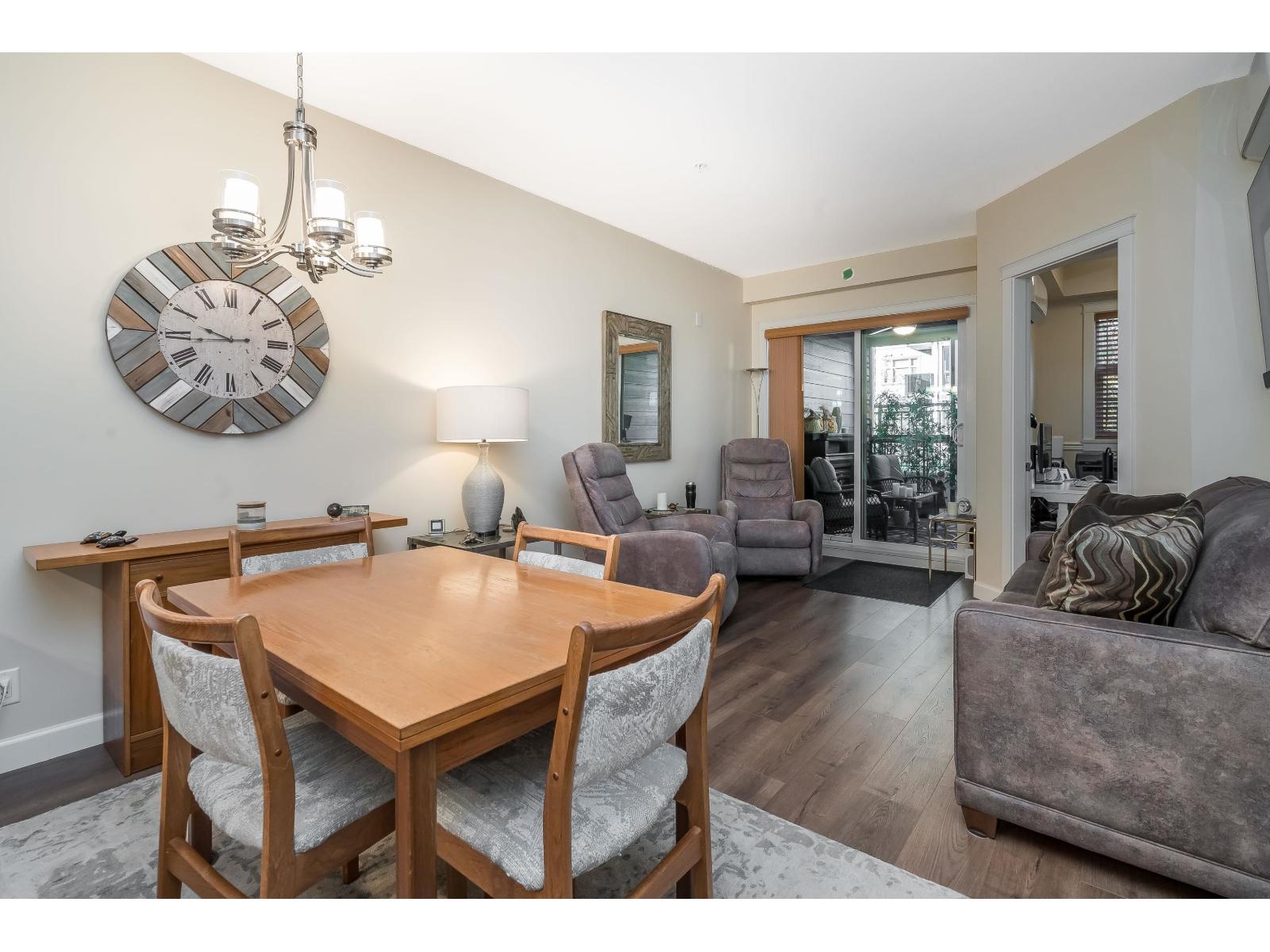 103 20367 85 Avenue Property Photo 10