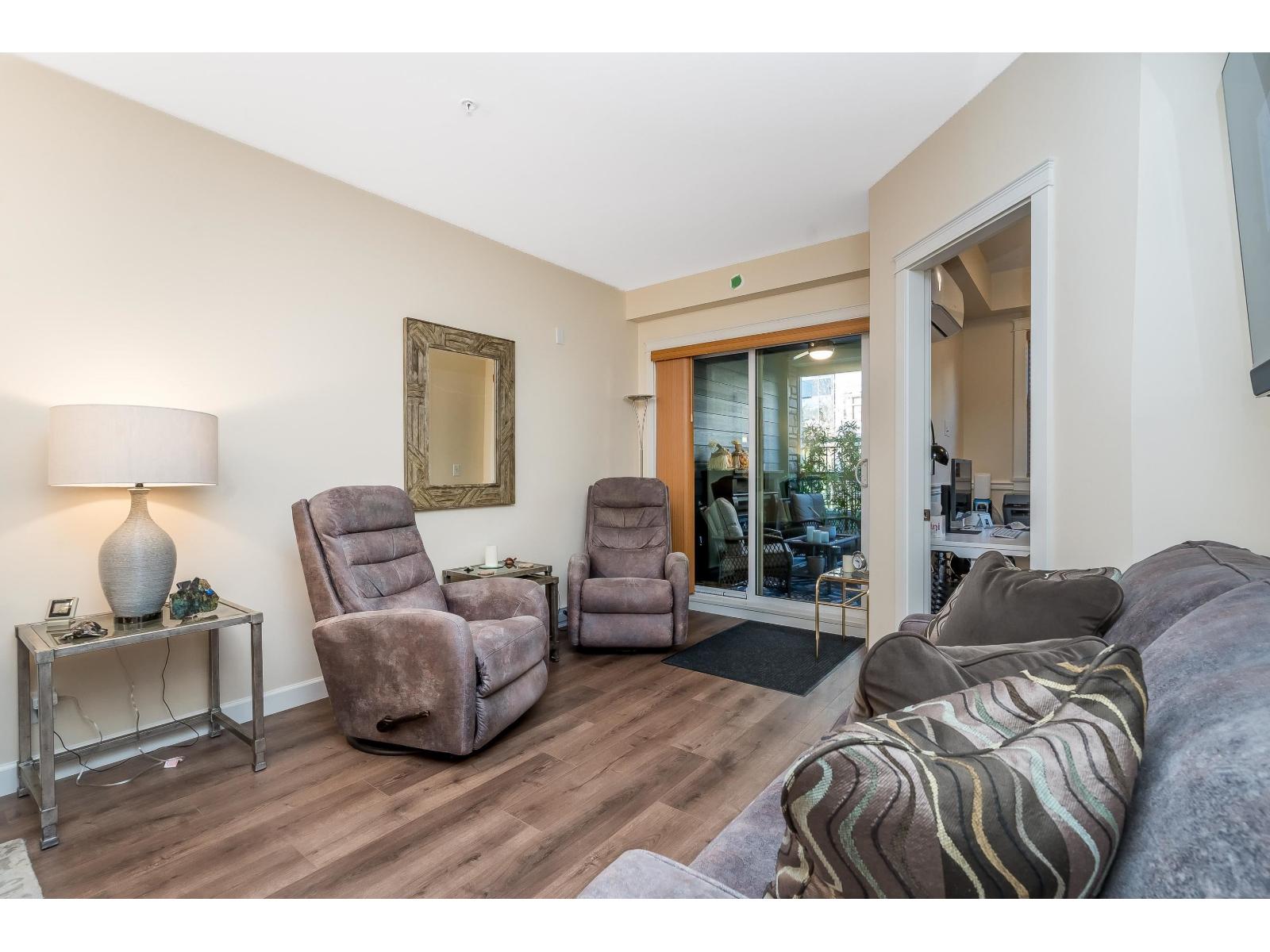 103 20367 85 Avenue Property Photo 13