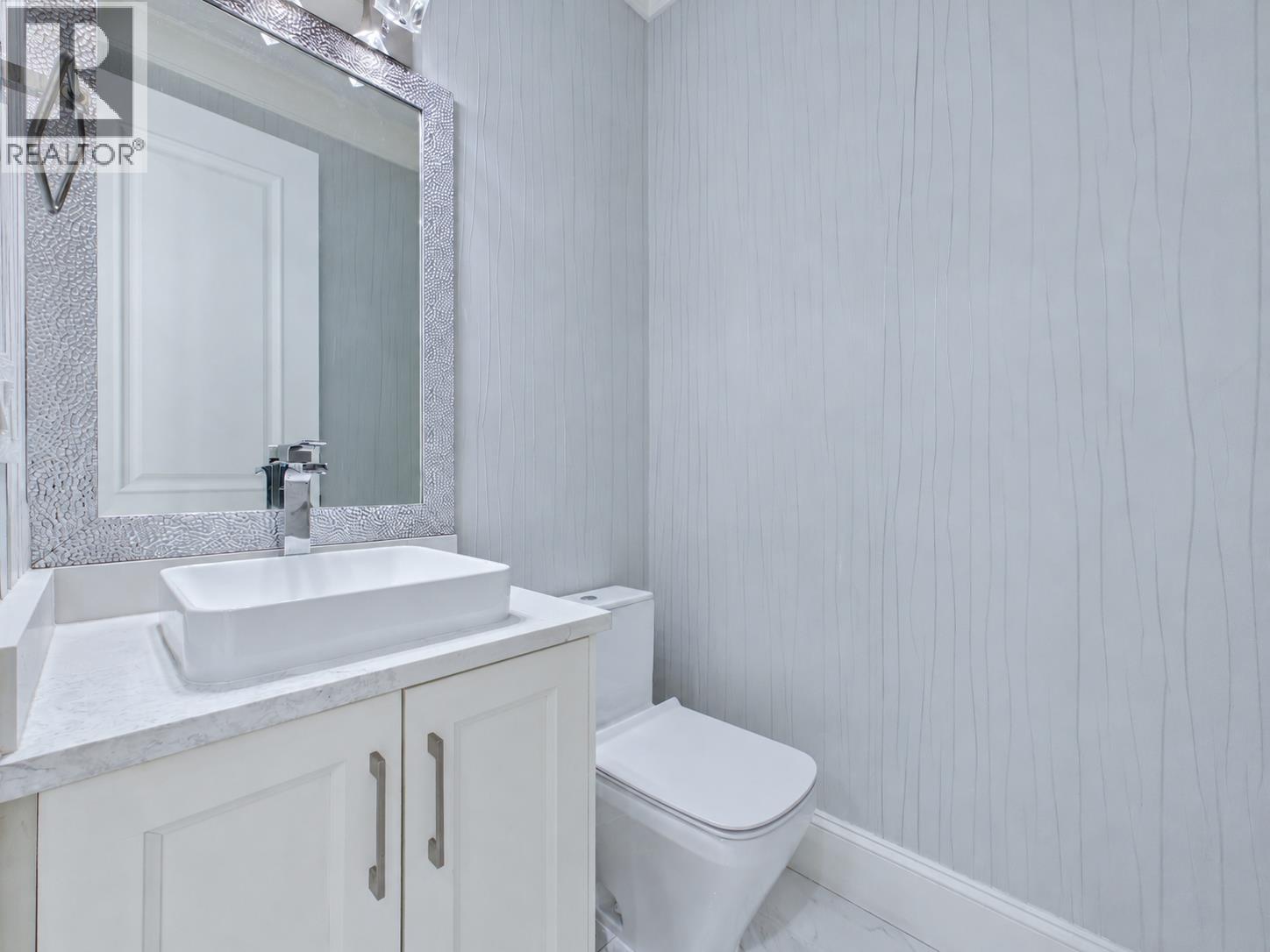 5410 Patrick Street Property Photo 14