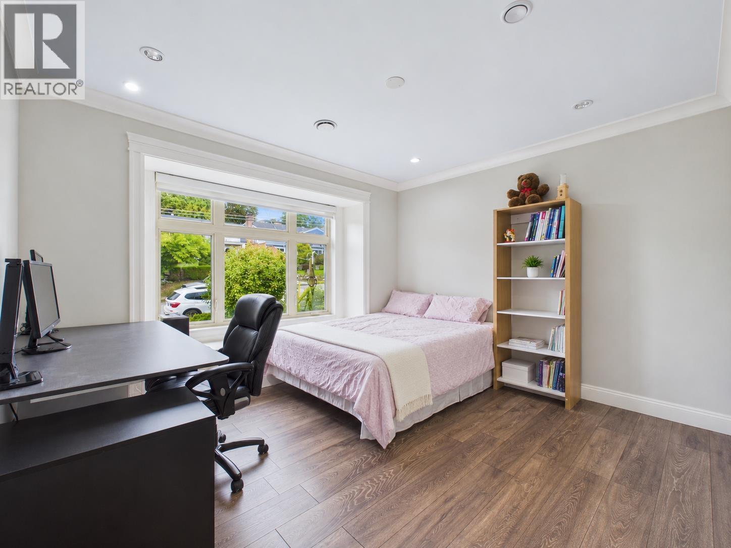 5410 Patrick Street Property Photo 15