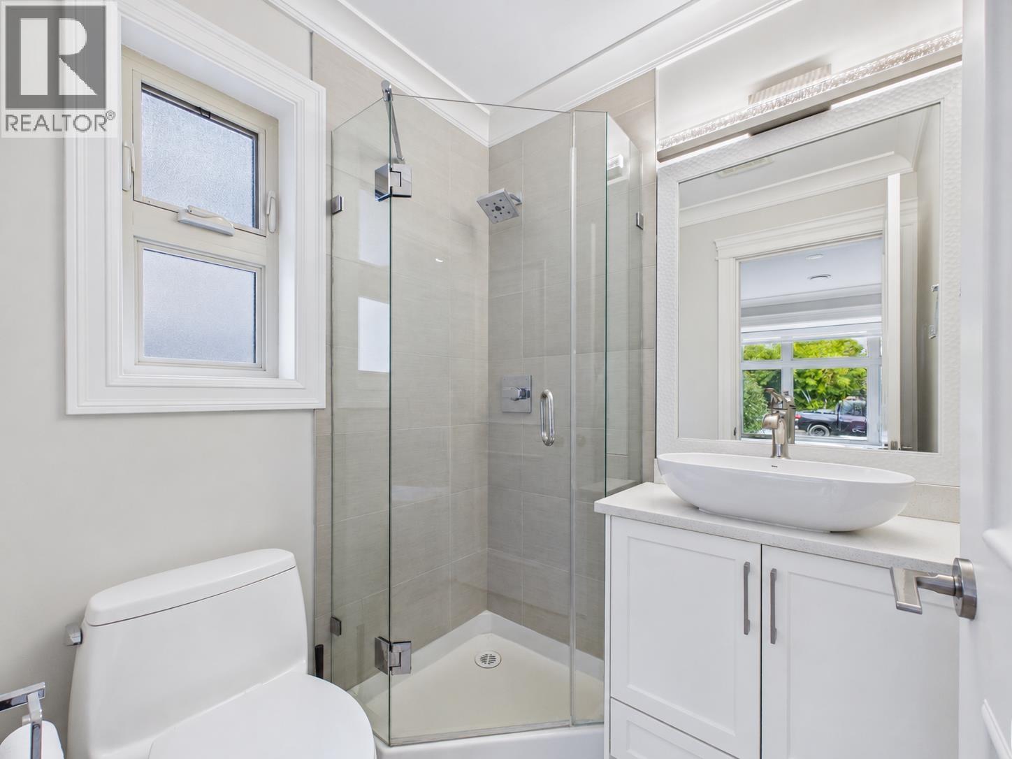 5410 Patrick Street Property Photo 16