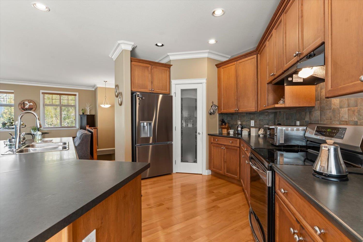 36220 Buckingham Drive Property Photo 11