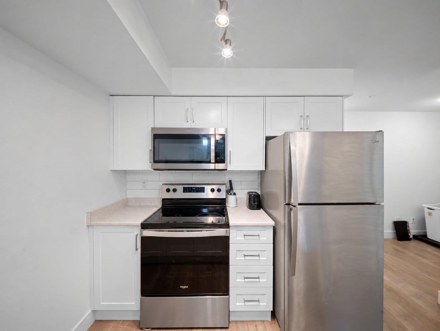213 30515 Cardinal Avenue Property Photo 11