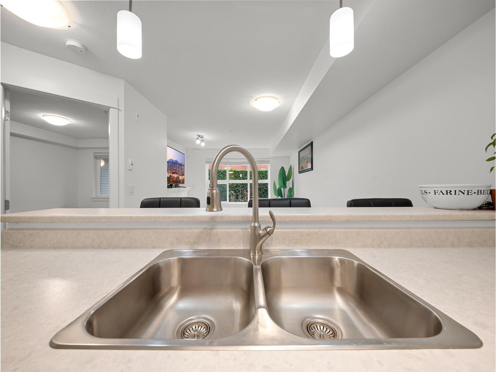 213 30515 Cardinal Avenue Property Photo 15