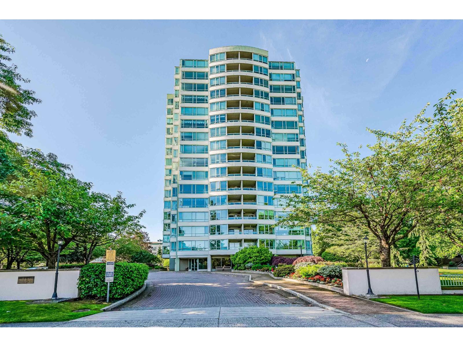 1406 15030 101 Avenue Property Photo 2