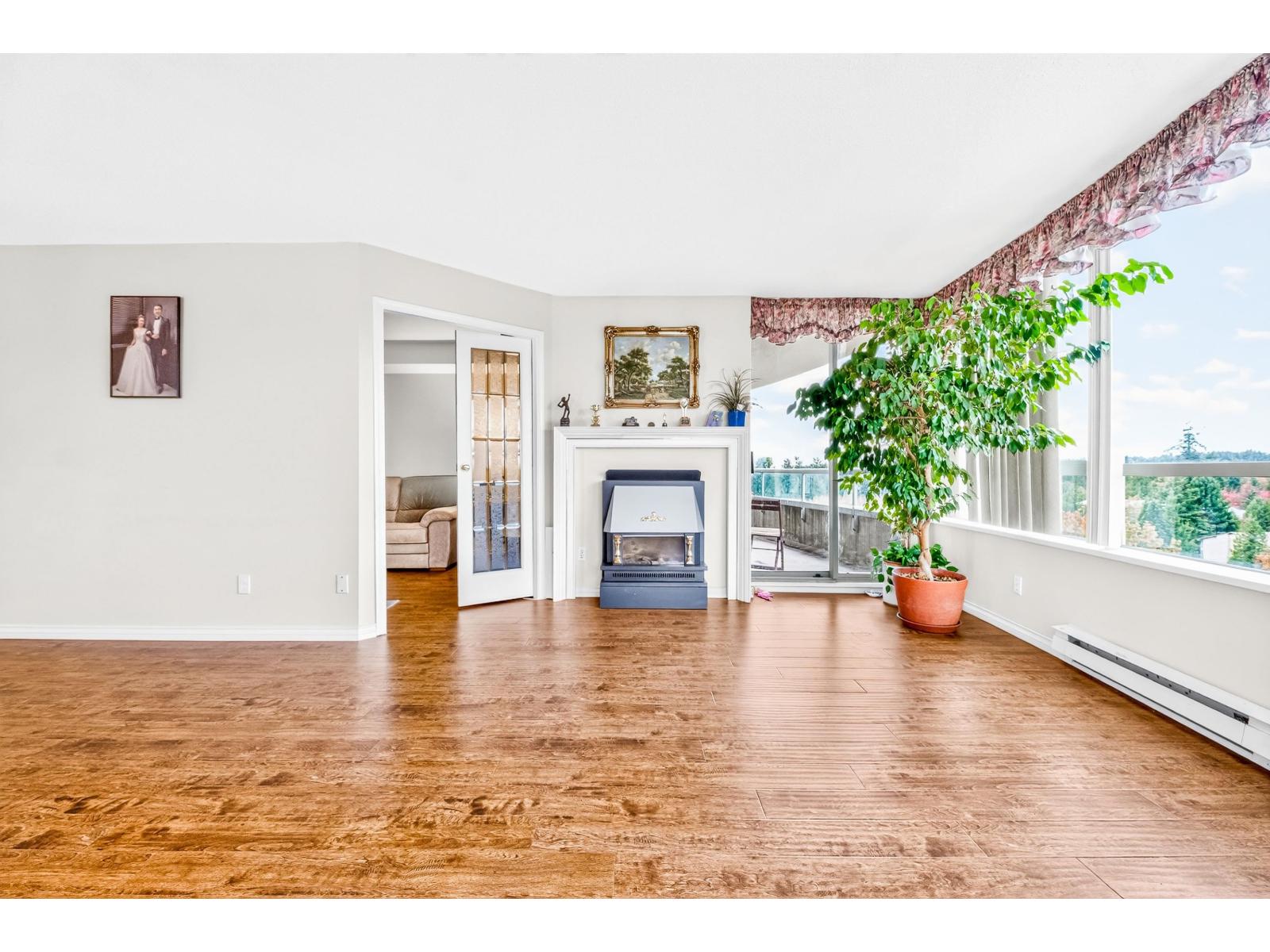 1406 15030 101 Avenue Property Photo 11