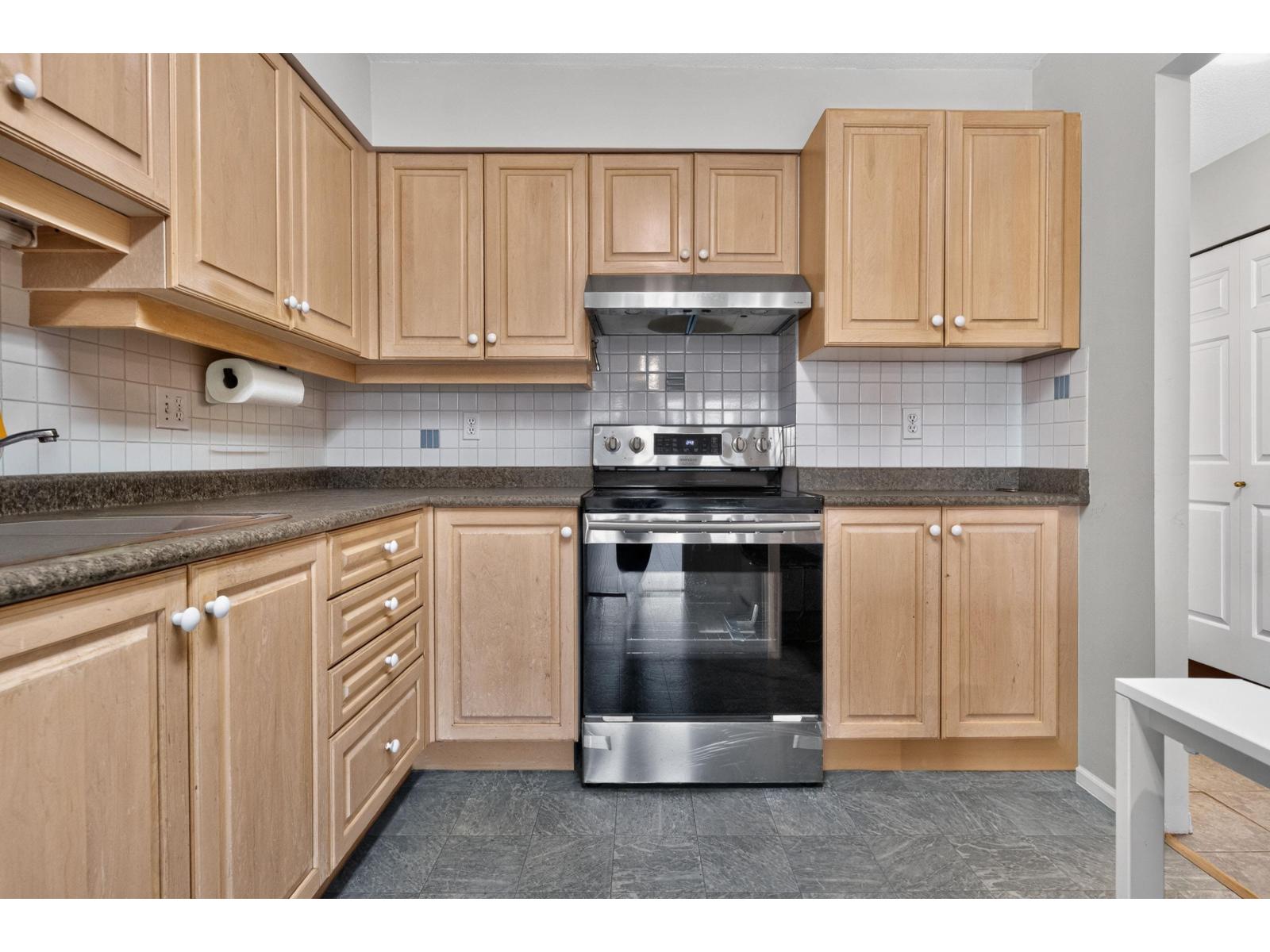 1406 15030 101 Avenue Property Photo 17