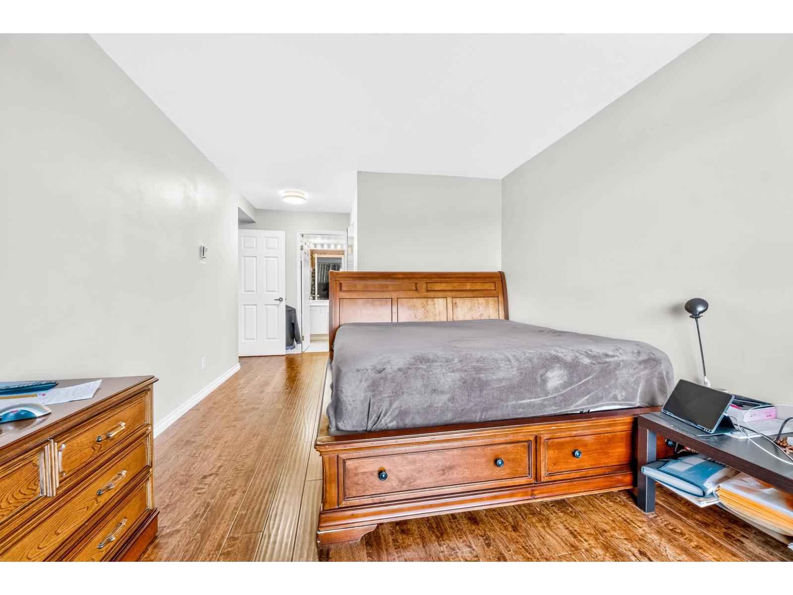 1406 15030 101 Avenue Property Photo 22