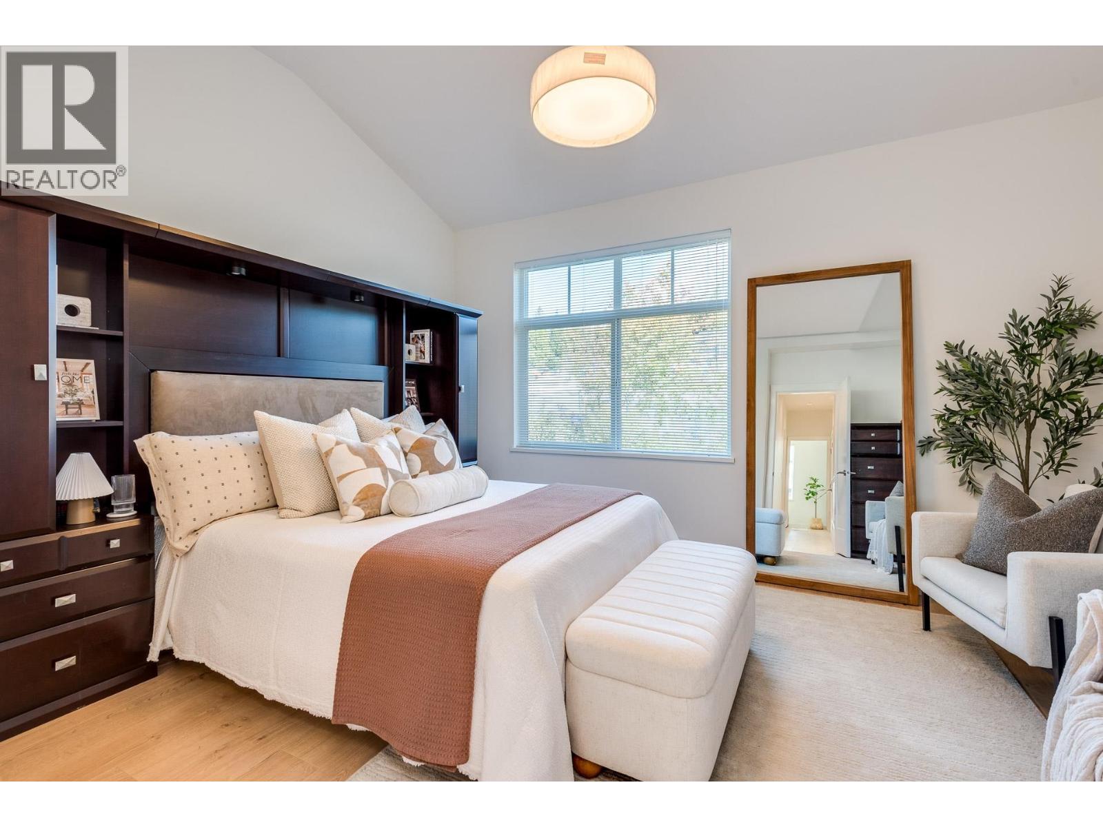 123 3565 Baycrest Avenue Property Photo 16