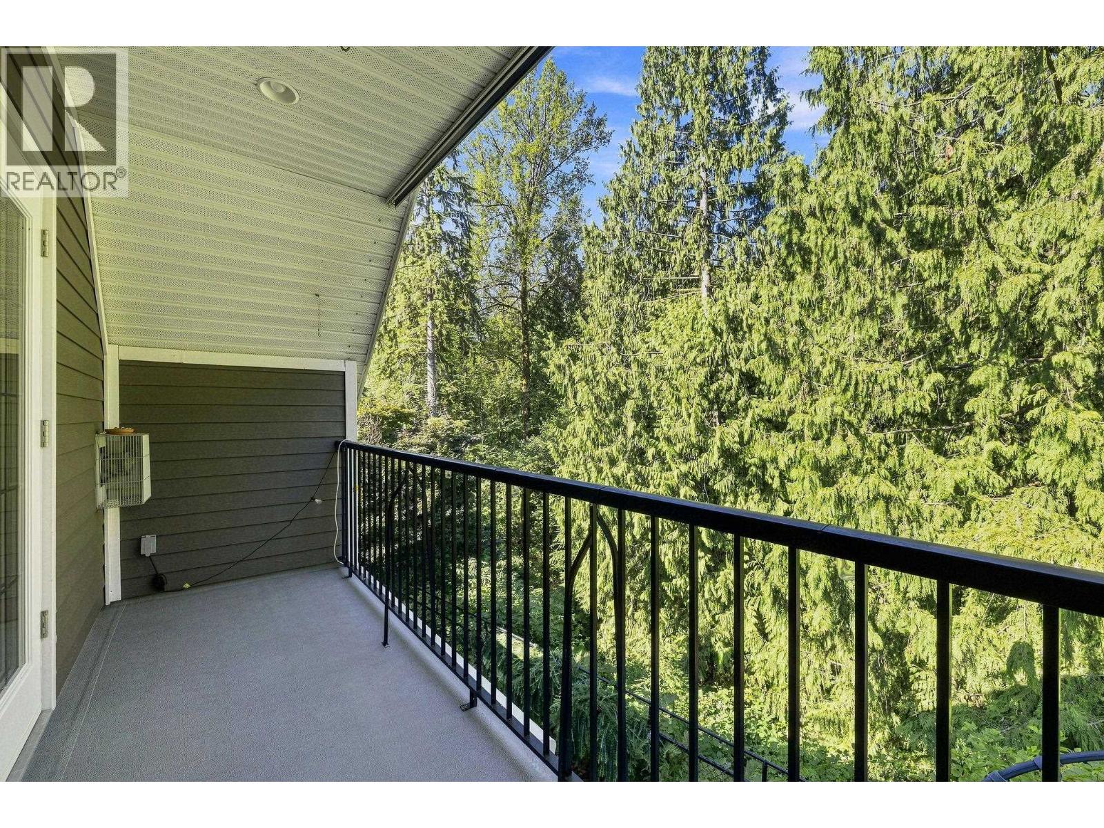 29 3295 Sunnyside Road Property Photo 15