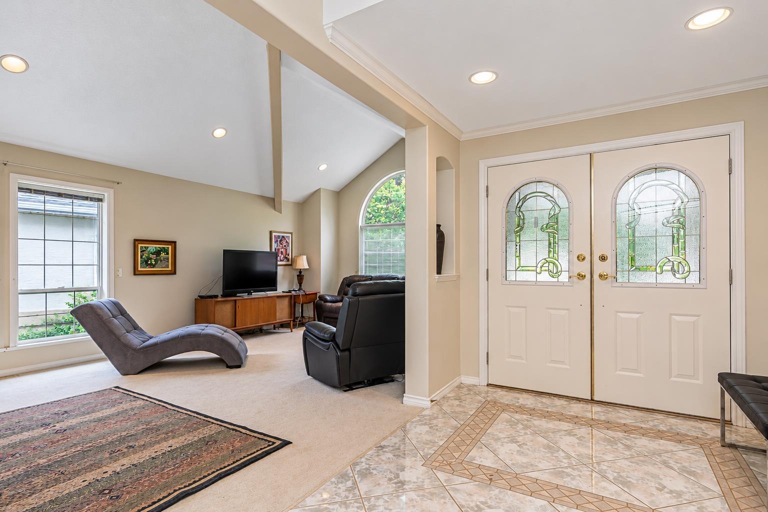 35846 Graystone Drive Property Photo 4
