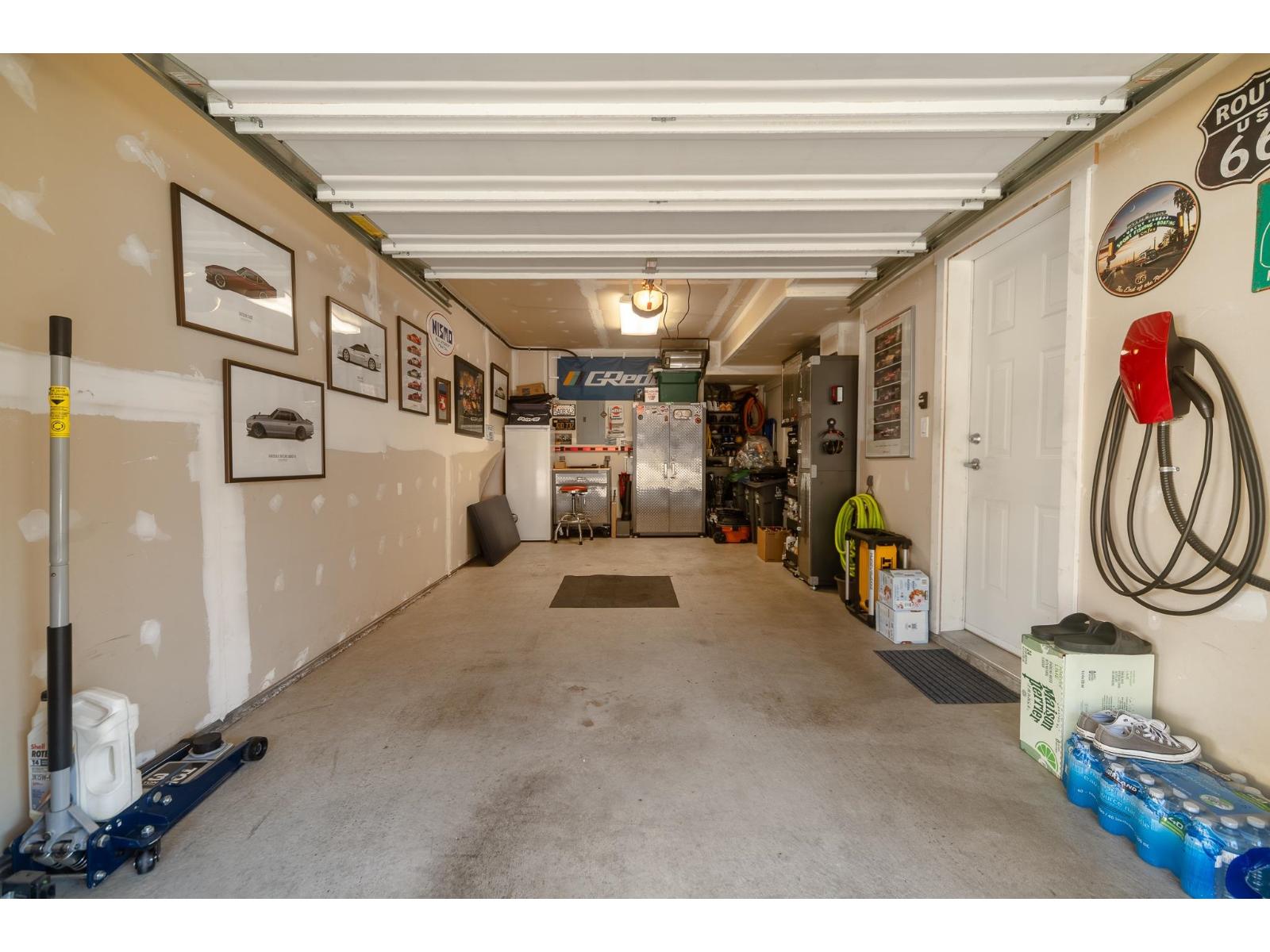 42 7848 170 Street Property Photo 5