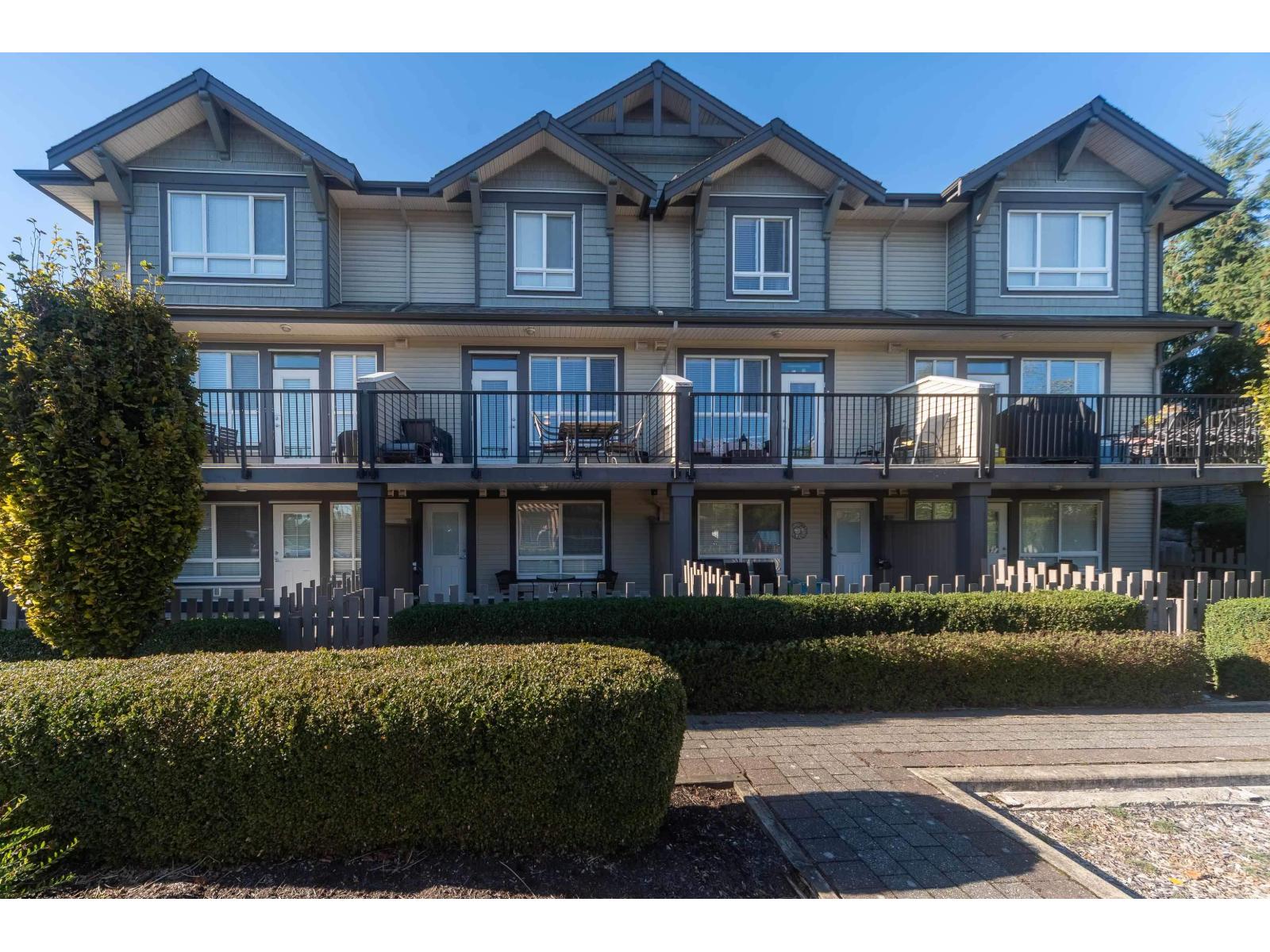 42 7848 170 Street Property Photo 6