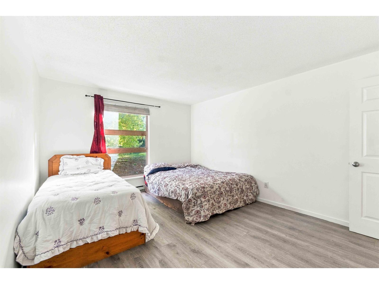 106 15288 100 Avenue Property Photo 17