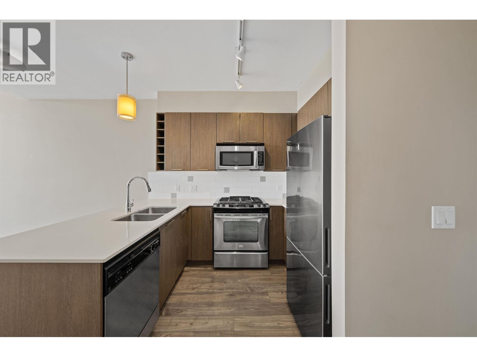 408 1188 Johnson Street Property Photo 14