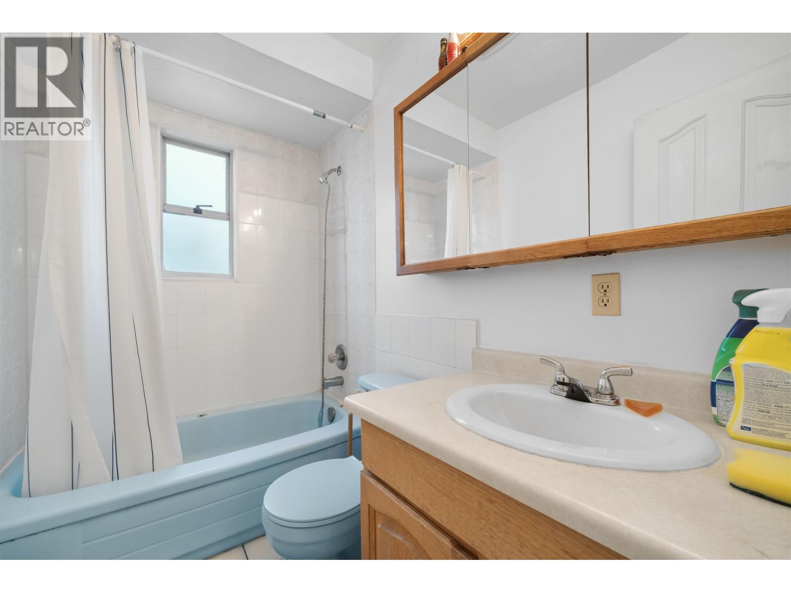 6530 Randolph Avenue Property Photo 22