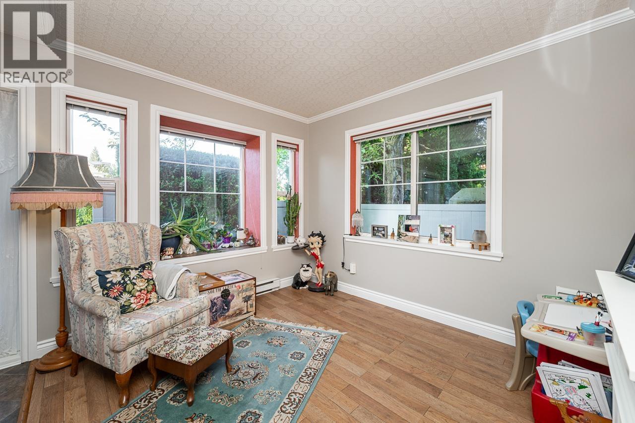 43 23085 118 Avenue Property Photo 9
