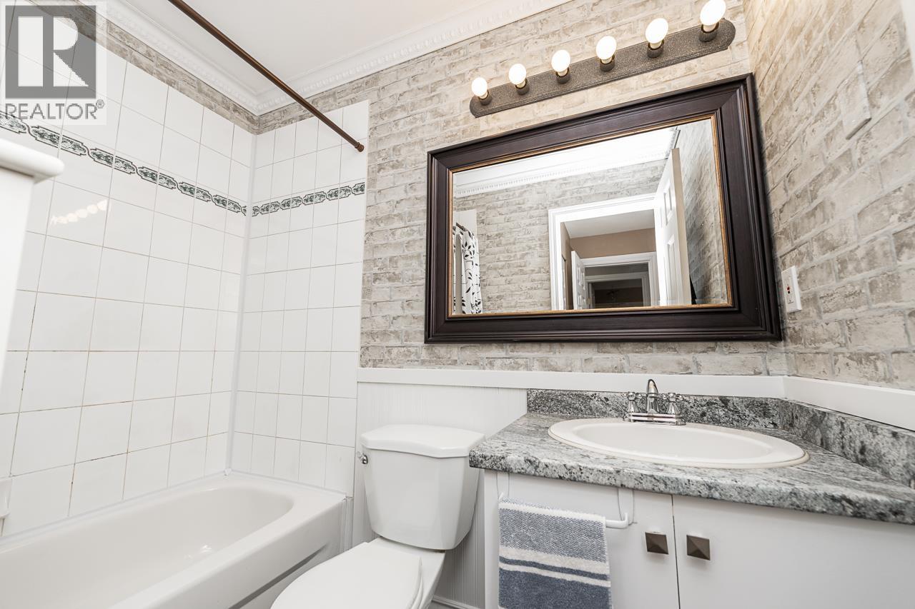 43 23085 118 Avenue Property Photo 18