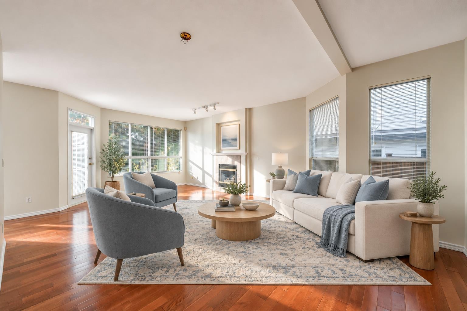 1 20881 87 Avenue Property Photo 6