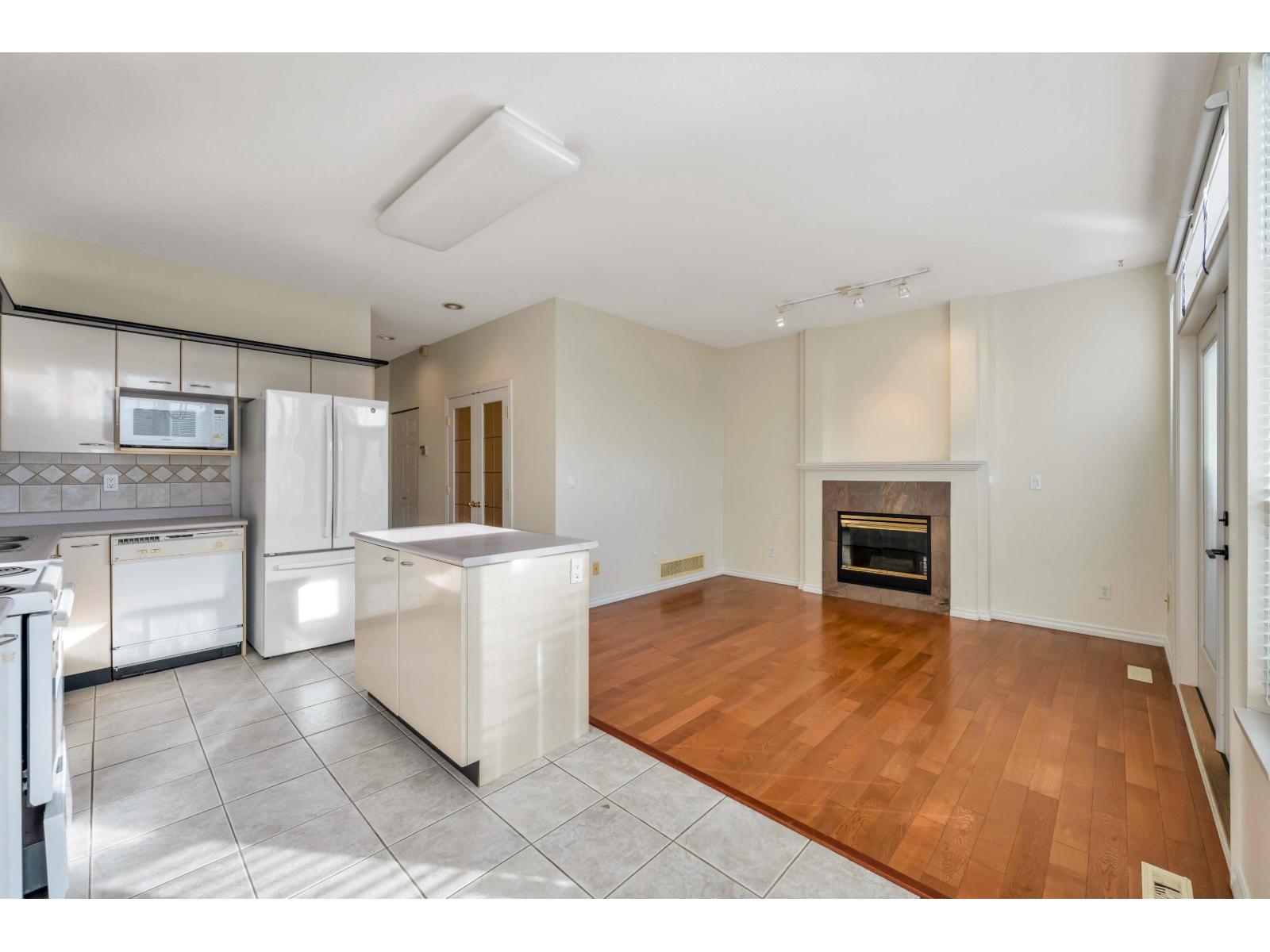 1 20881 87 Avenue Property Photo 12