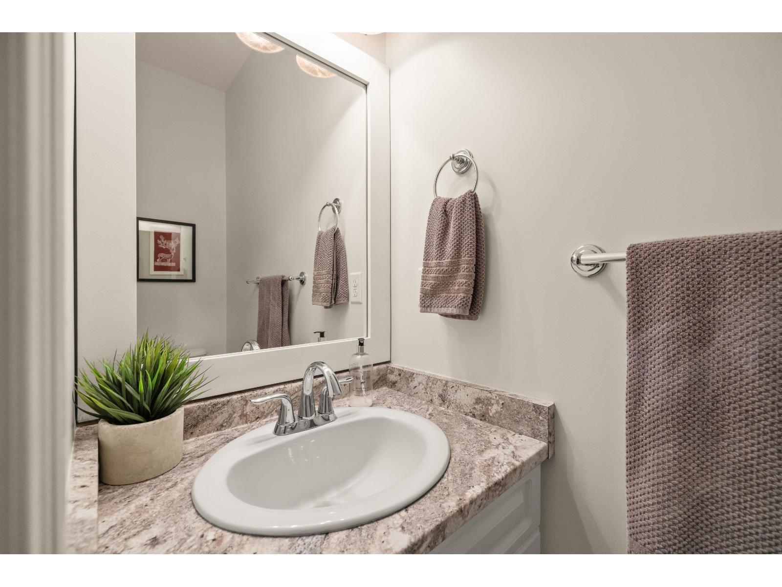 6155 Rexford Drive Property Photo 21