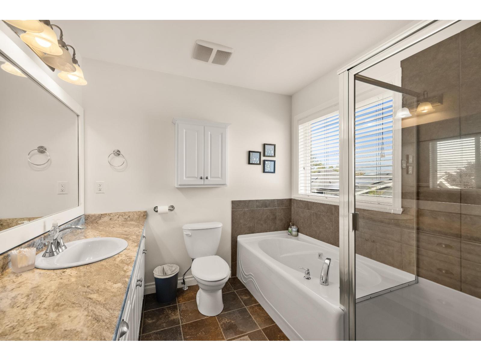 6155 Rexford Drive Property Photo 25