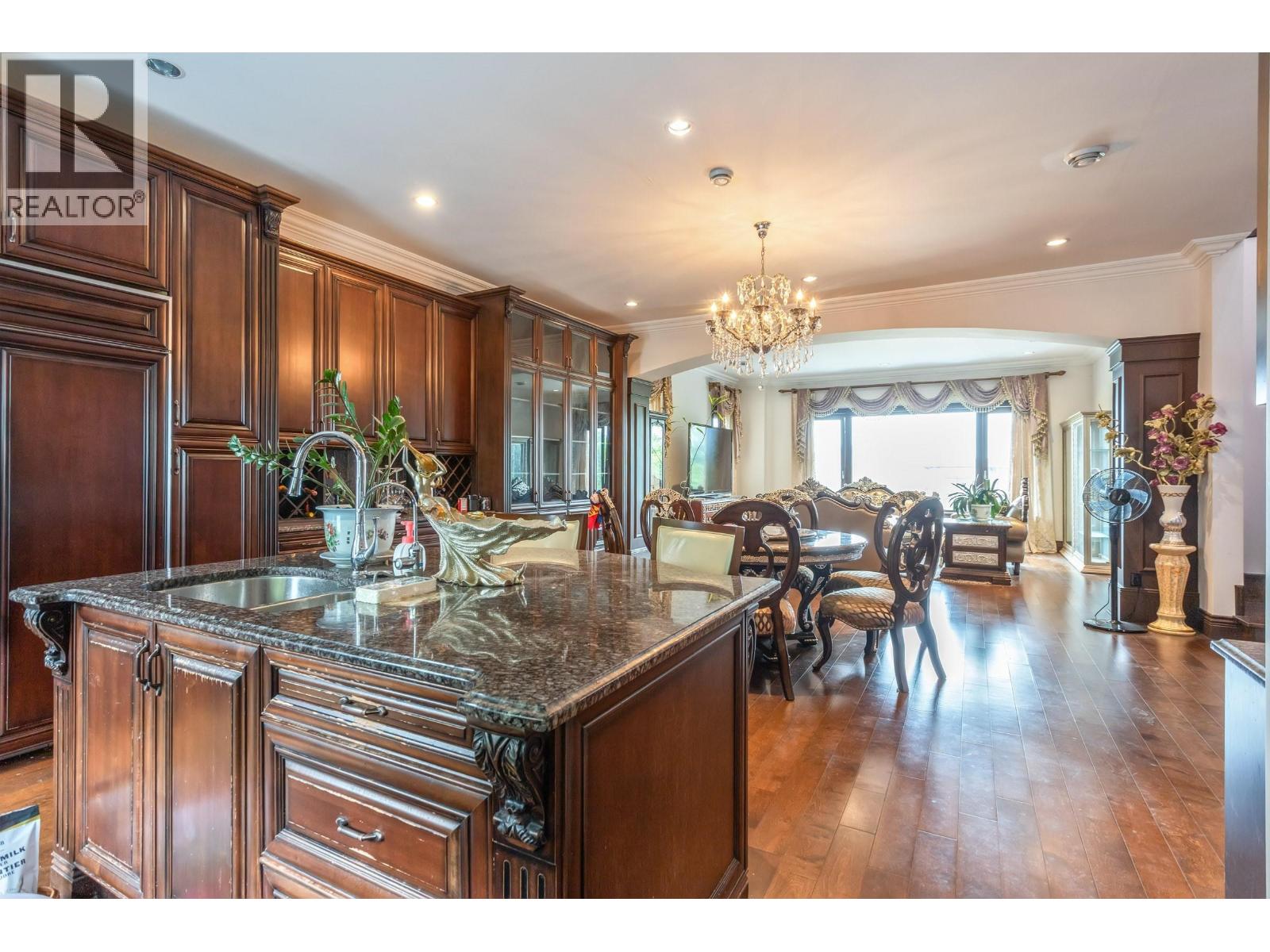7282 Ridge Drive Property Photo 10