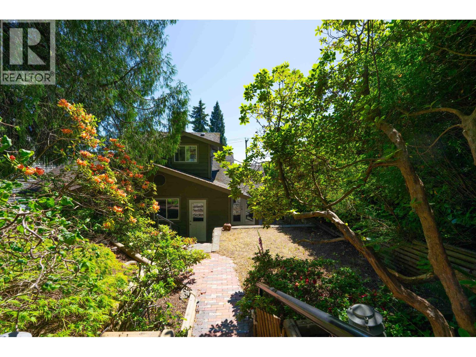 3341 Marine Drive Property Photo 31