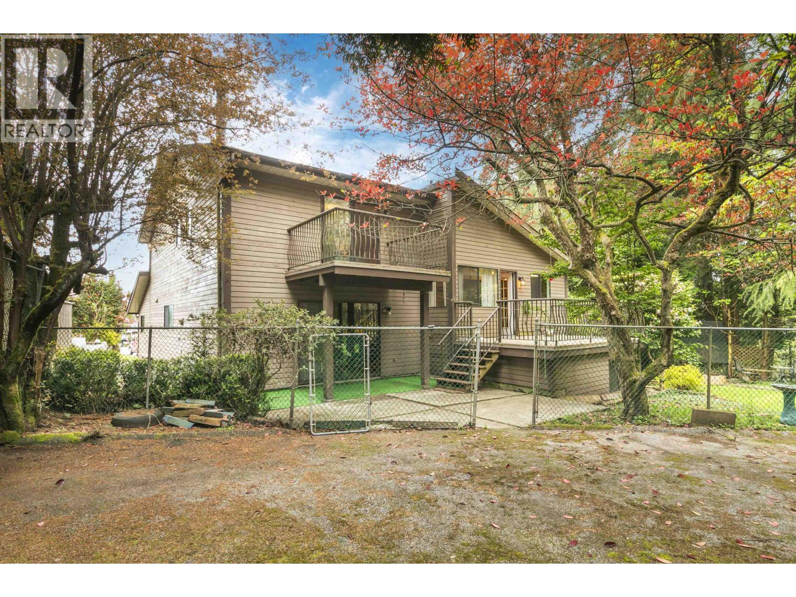 1215 Cypress Place Property Photo 13