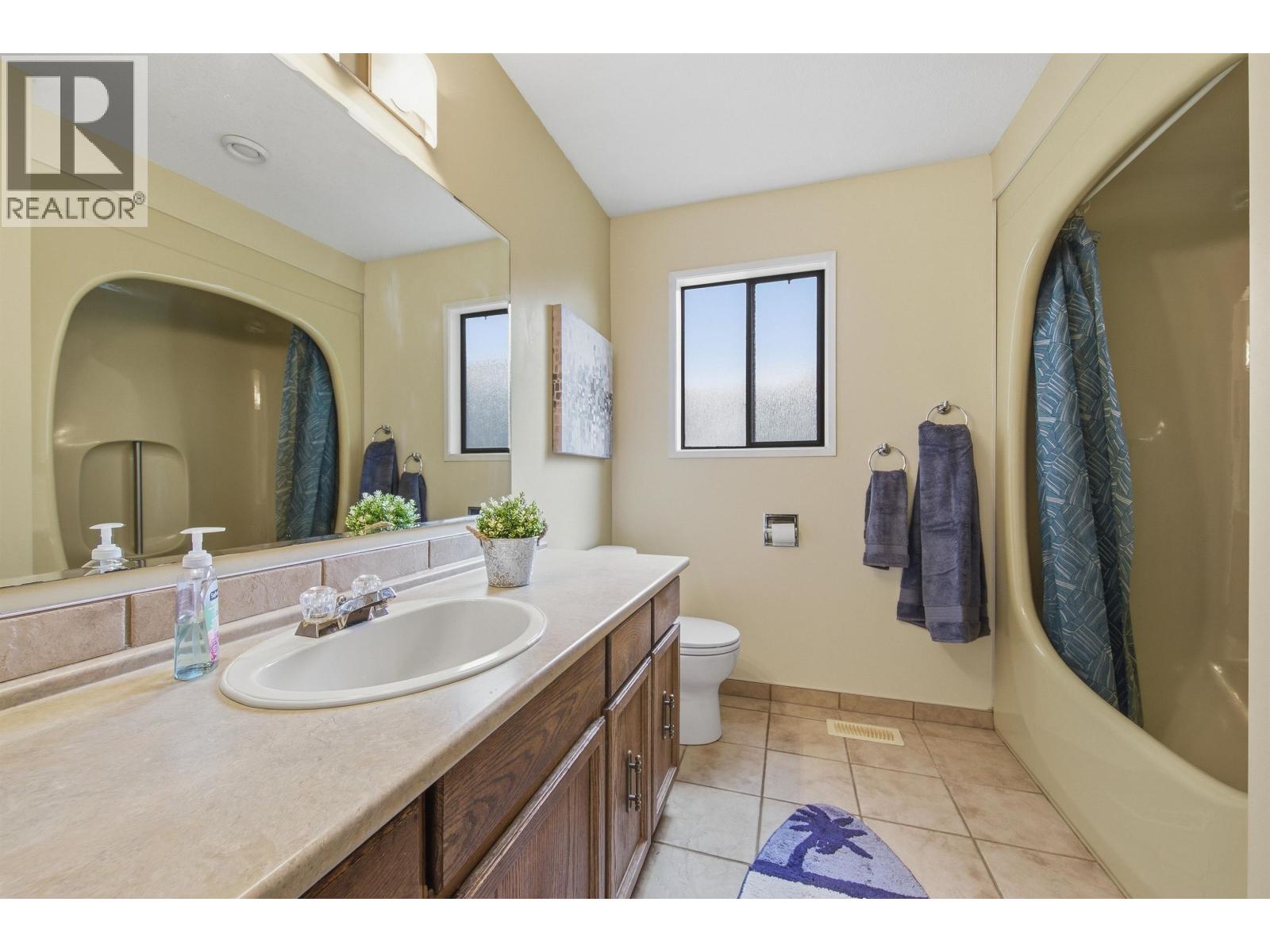 1215 Cypress Place Property Photo 20