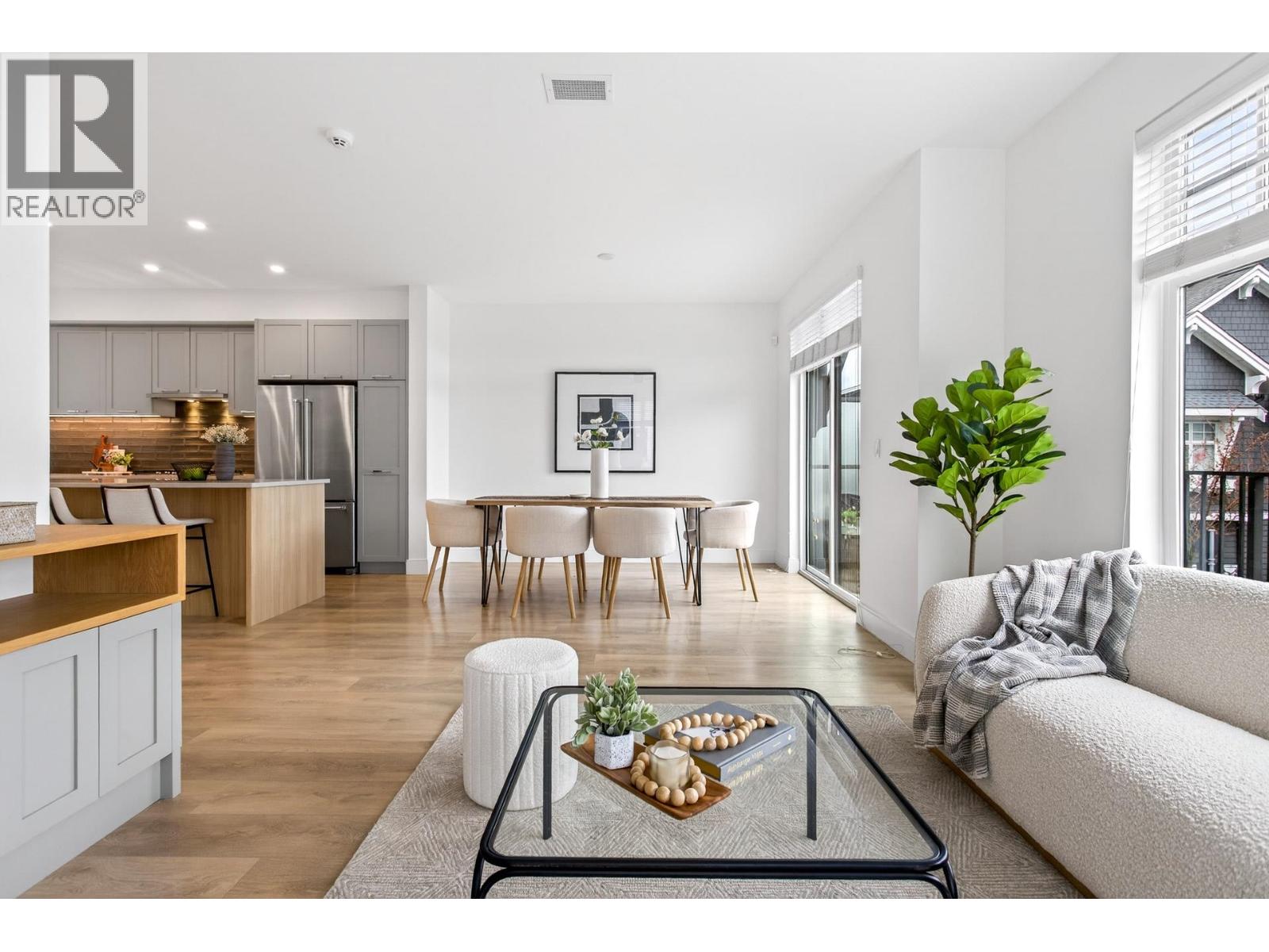 131 1290 Mitchell Street Property Photo 6
