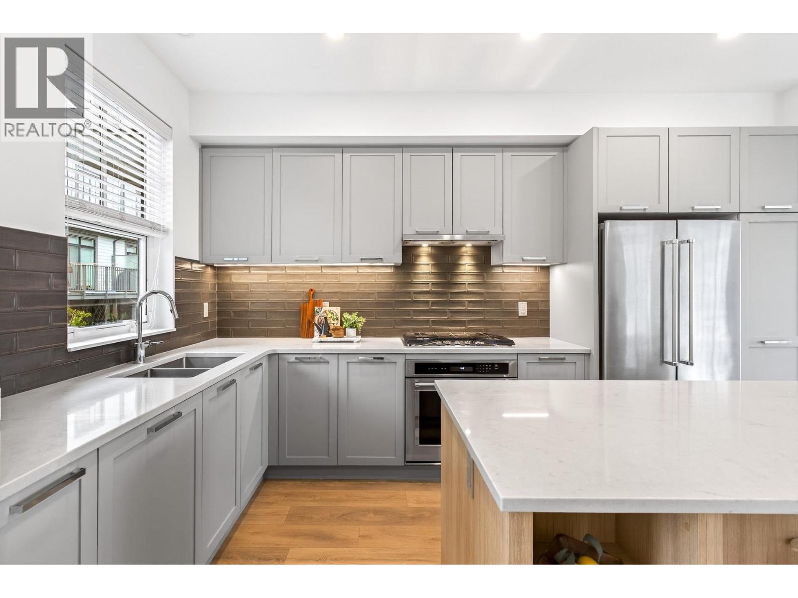 131 1290 Mitchell Street Property Photo 8