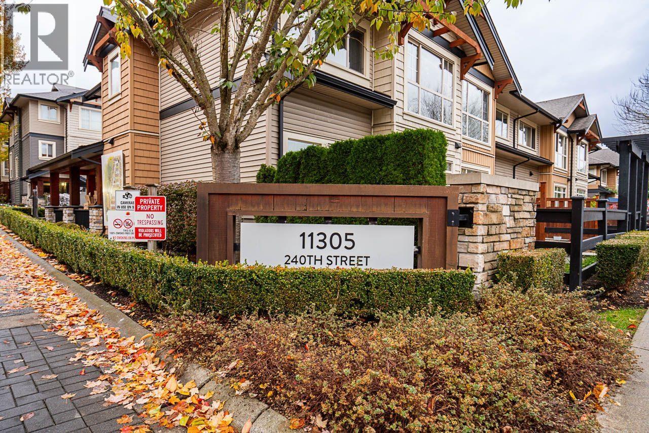 74 11305 240 STREET Property Photo 1