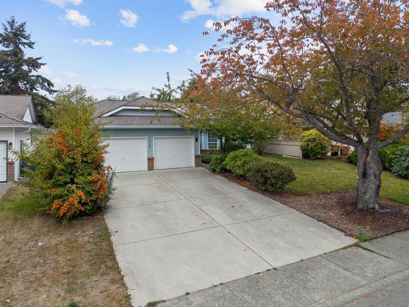14129 16a Avenue Property Photo 2
