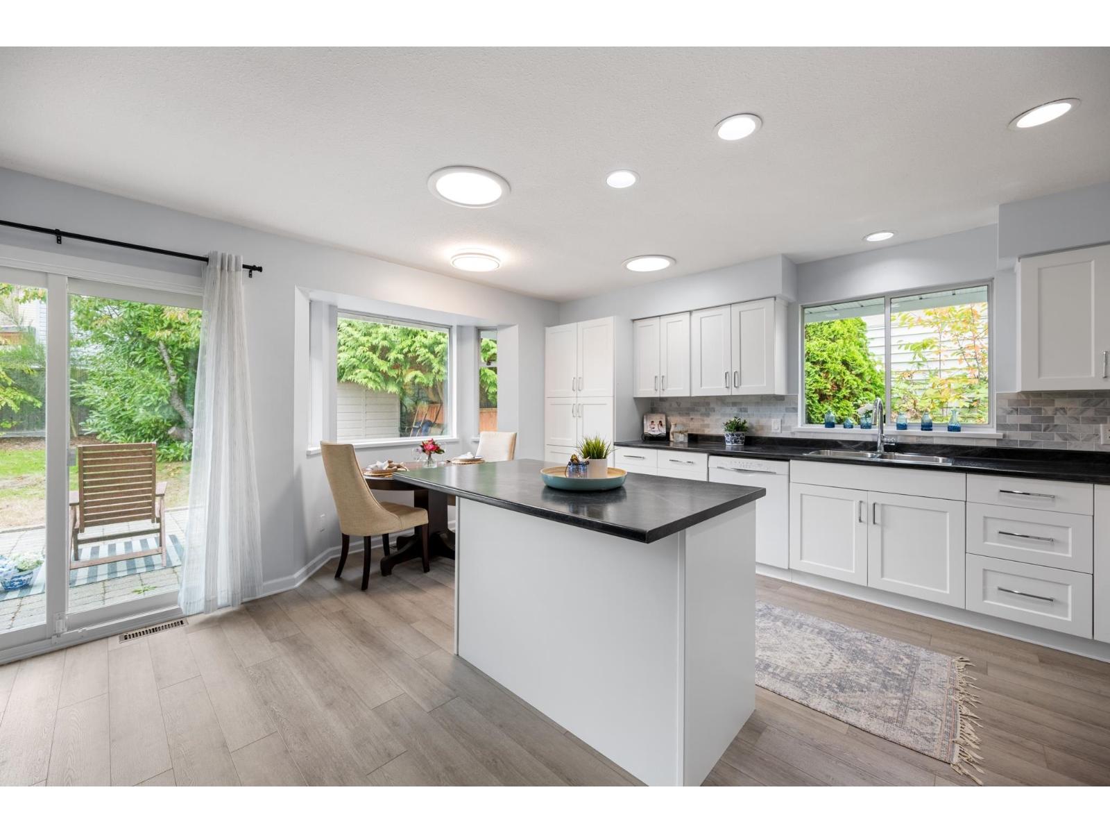 14129 16a Avenue Property Photo 19