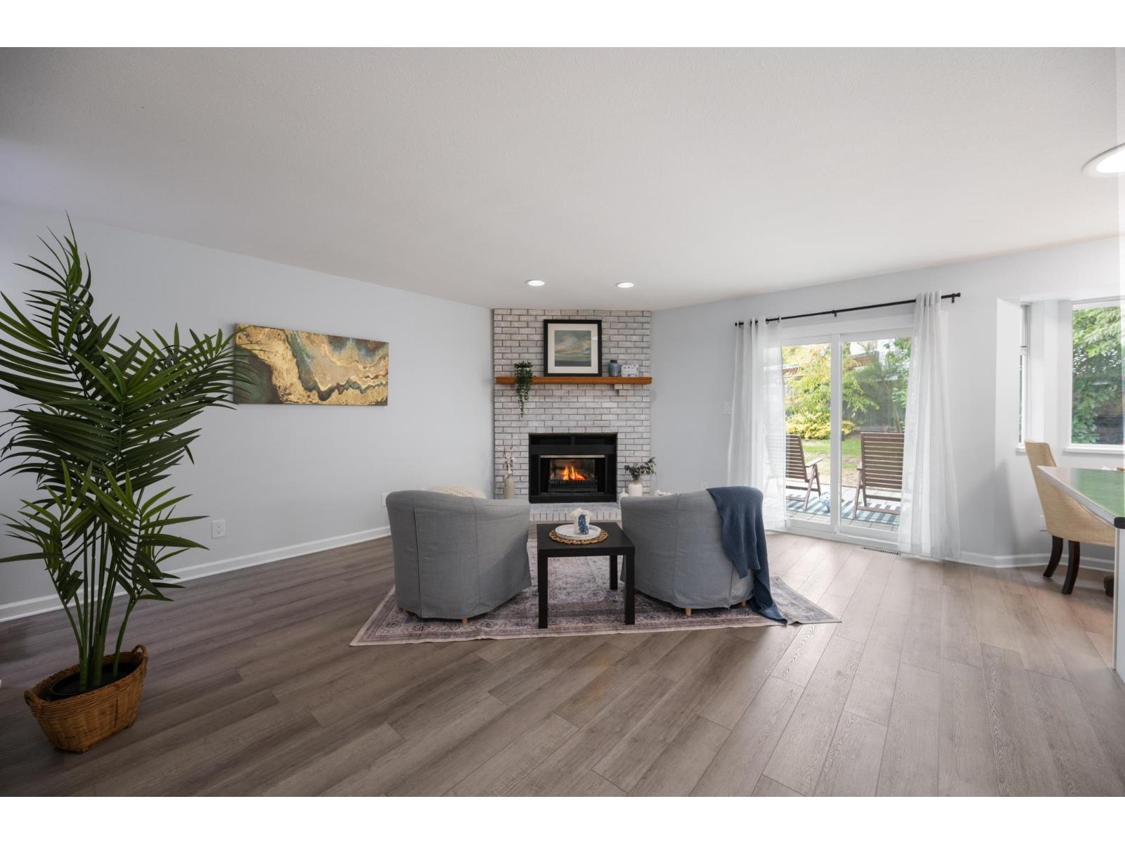 14129 16a Avenue Property Photo 22