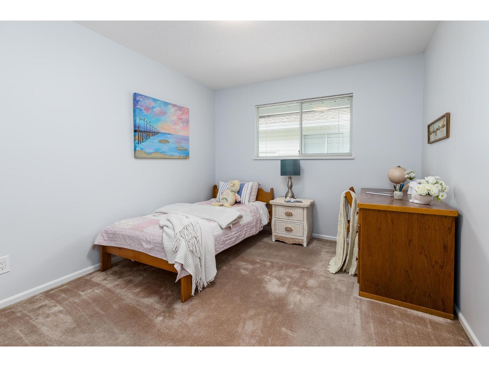 14129 16a Avenue Property Photo 33