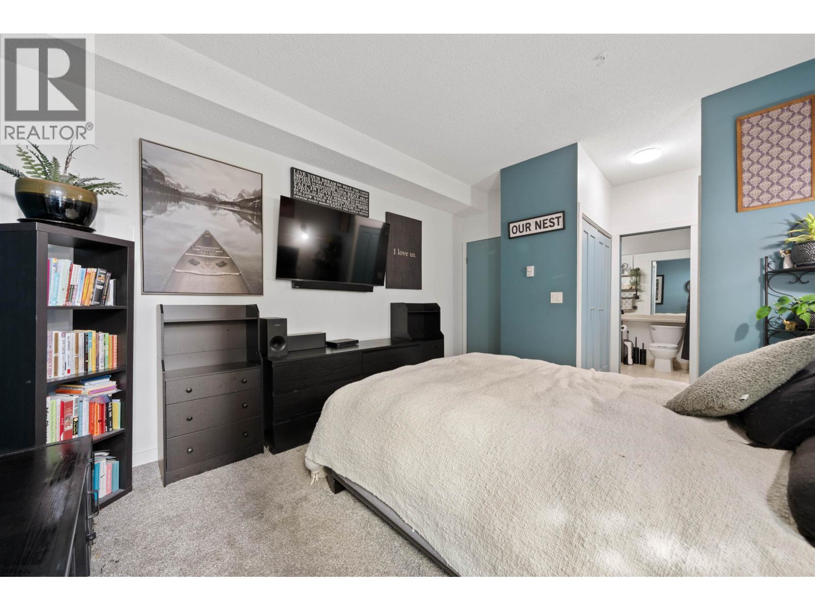 210 1924 Comox Street Property Photo 21