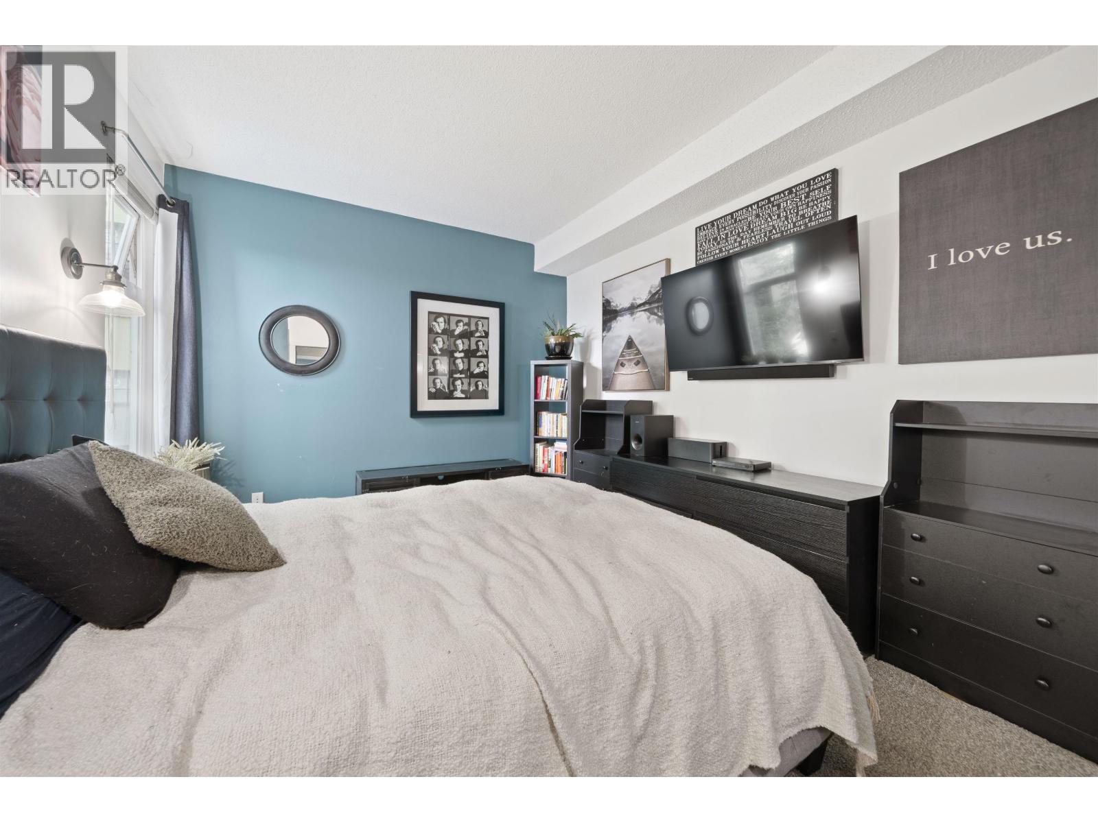 210 1924 Comox Street Property Photo 23