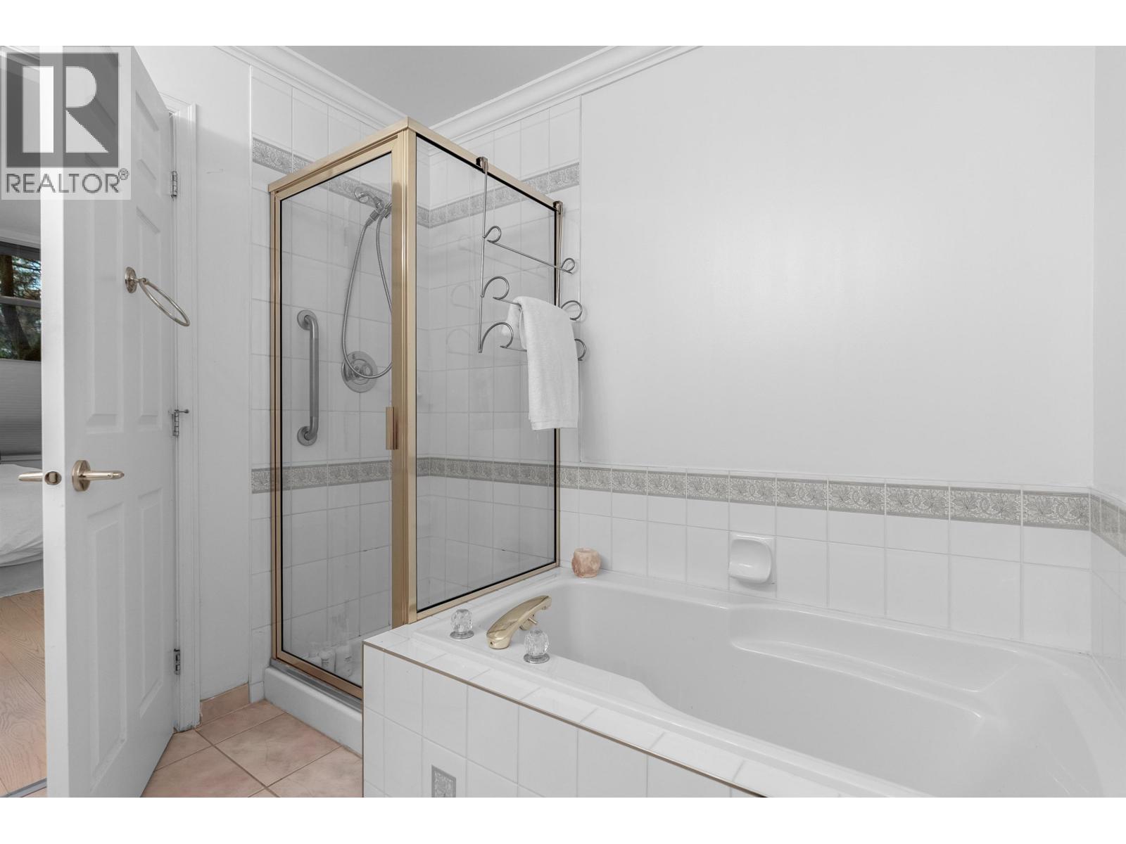 101 160 W Keith Road Property Photo 17