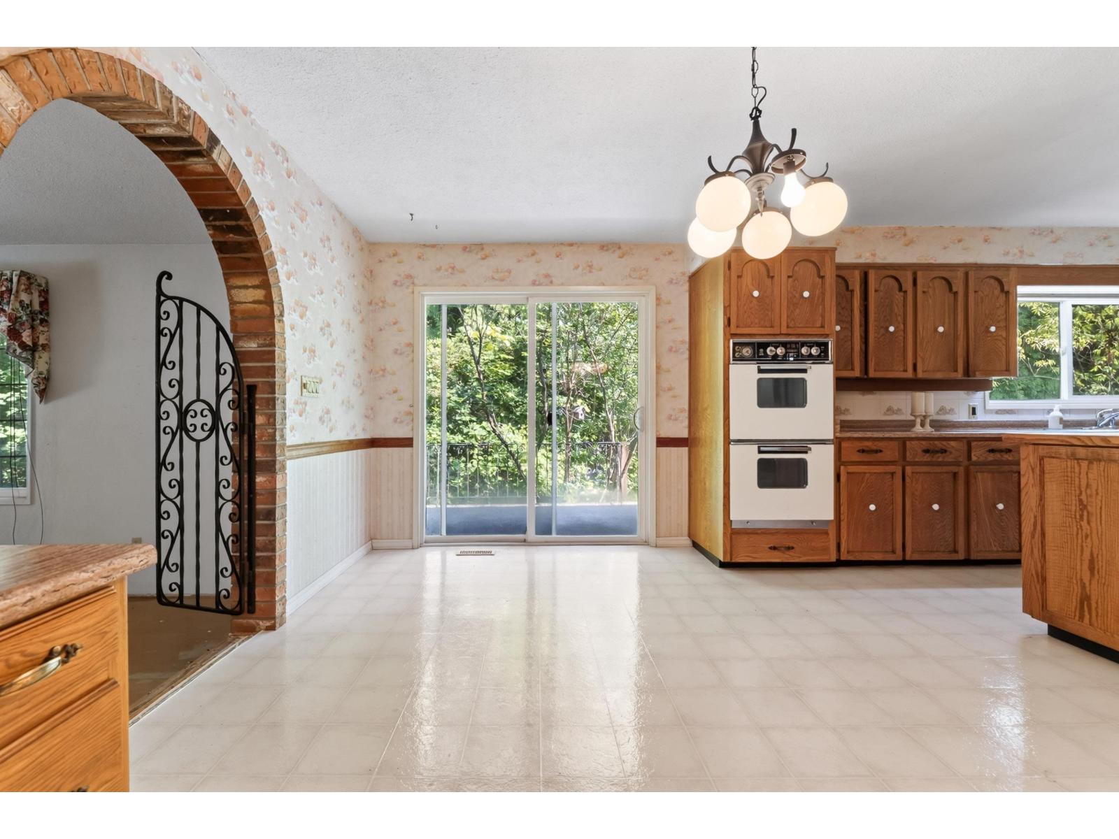 25376 80 Avenue Property Photo 15