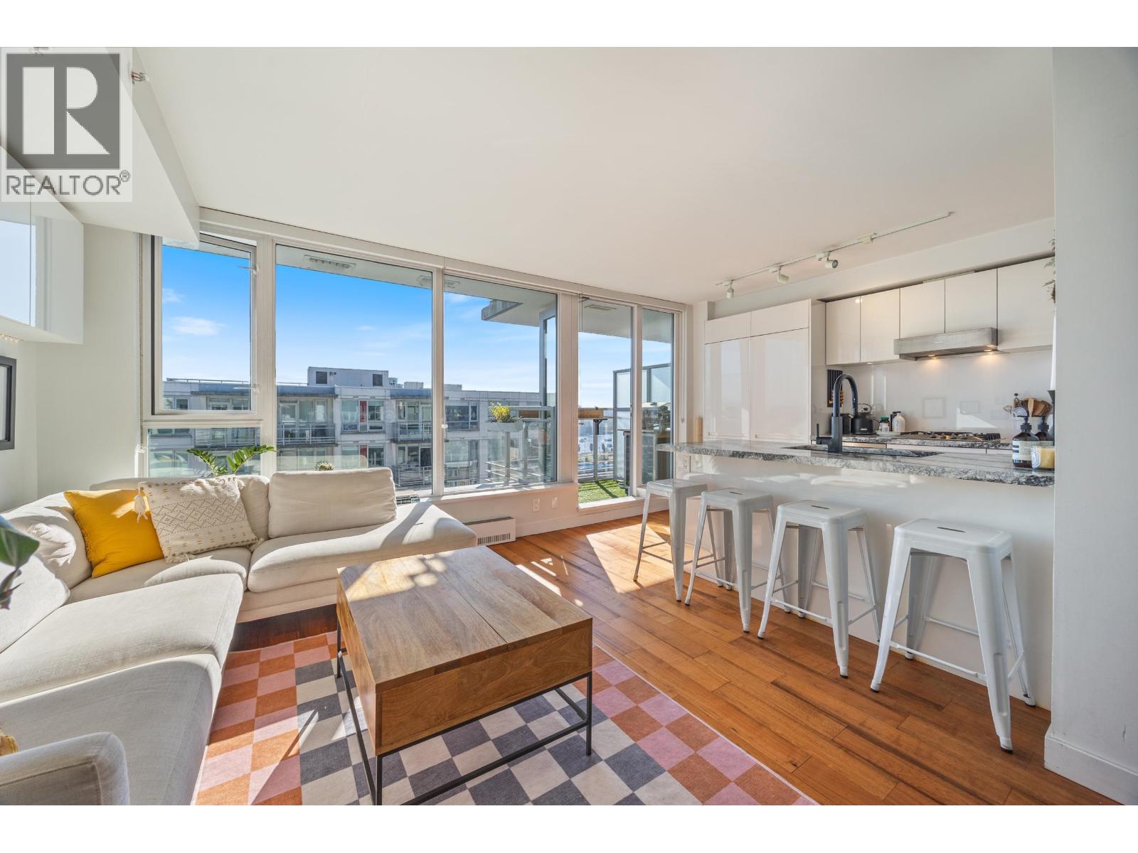 PH9 188 KEEFER STREET Property Image