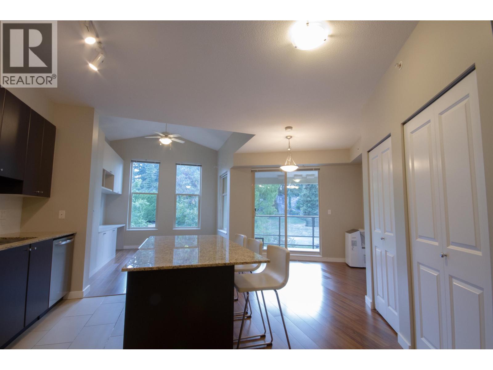 402 265 Ross Drive Property Photo 10