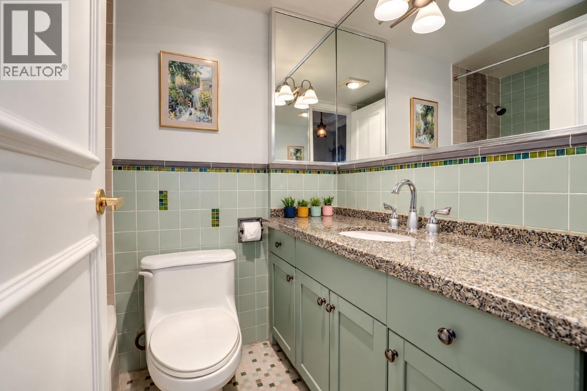 502 2409 W 43rd Avenue Property Photo 17