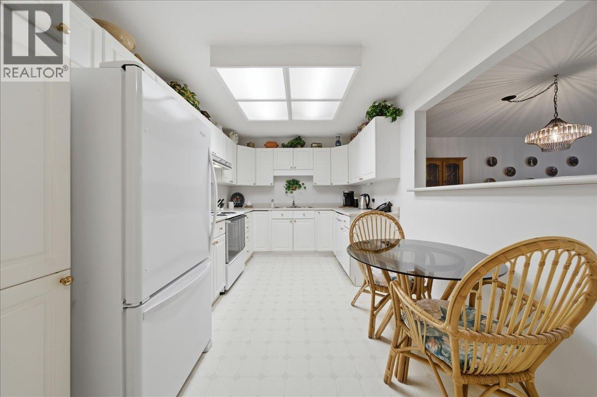 23 12071 232b Street Property Photo 9