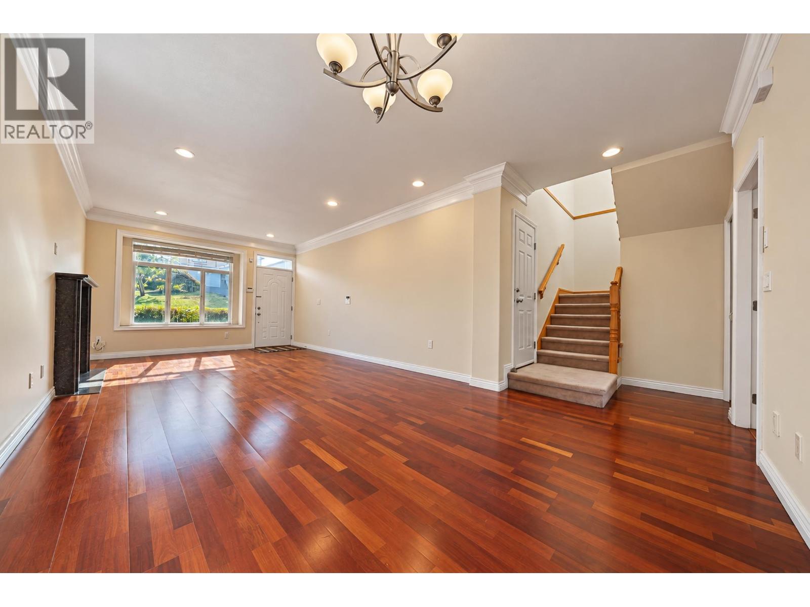 5755 Burns Place Property Photo 12