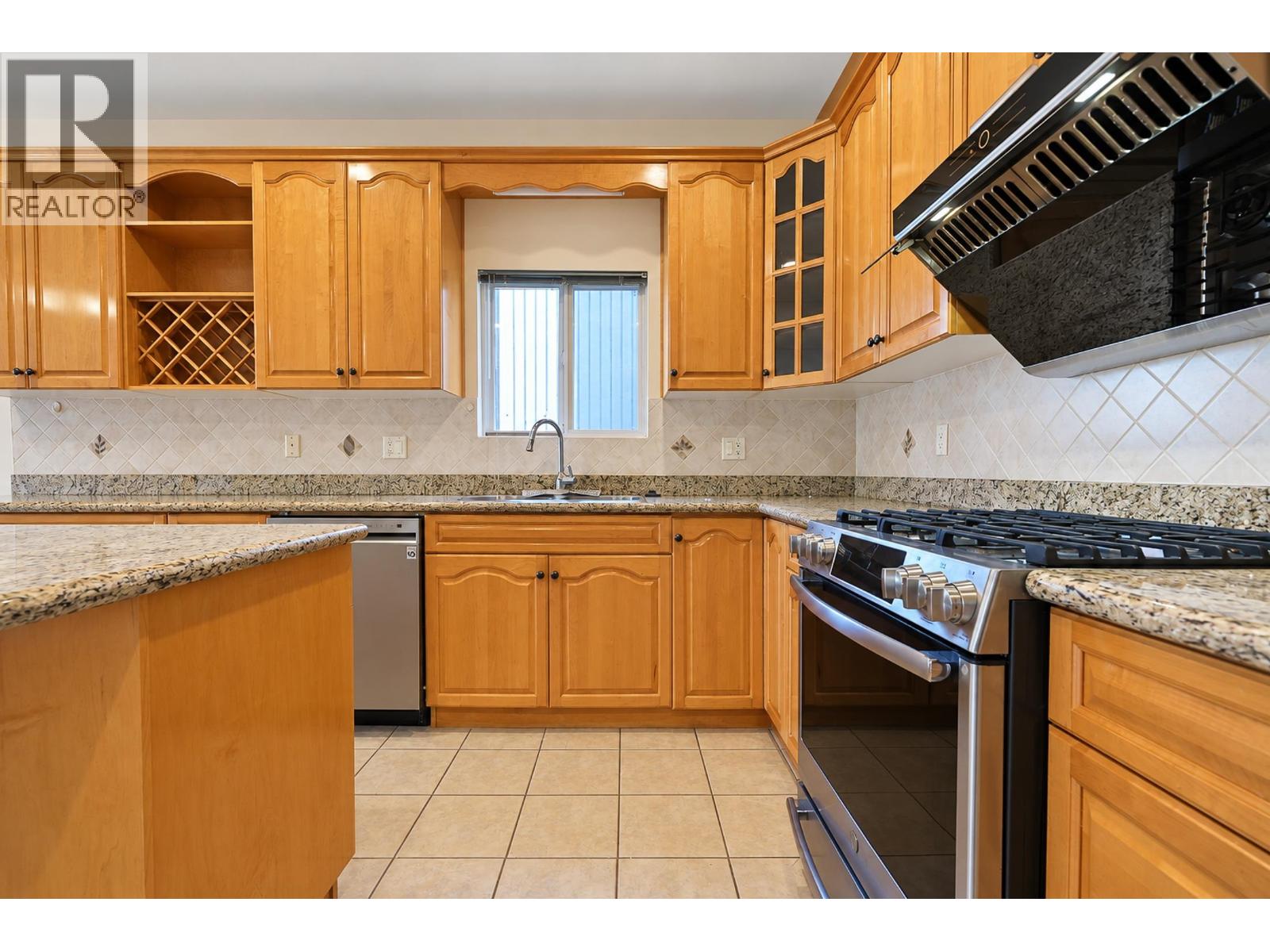 5755 Burns Place Property Photo 17