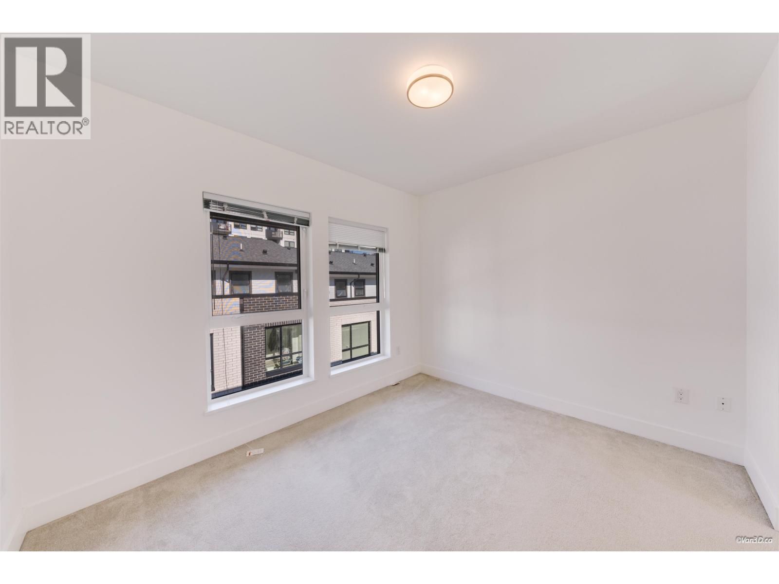2 9739 University Crescent Property Photo 26